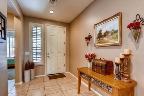 2226 E Gillcrest Rd, Gilbert, AZ 85298 photo 4