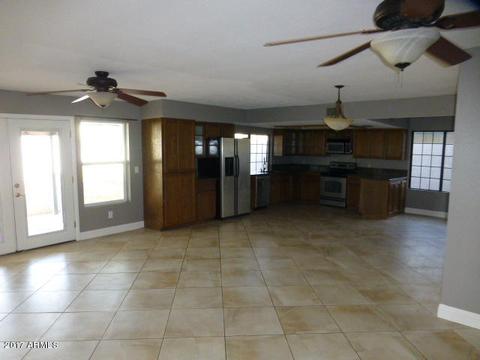 3950 W Hearn Rd, Phoenix, AZ 85053 photo 4