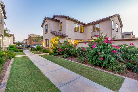 861 S Agnes Ln, Gilbert, AZ 85296 photo 4