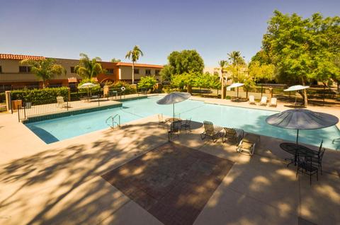 2948 E Clarendon Ave, Phoenix, AZ 85016 photo 4