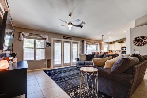 325 E Arabian Dr, Gilbert, AZ 85296 photo 33