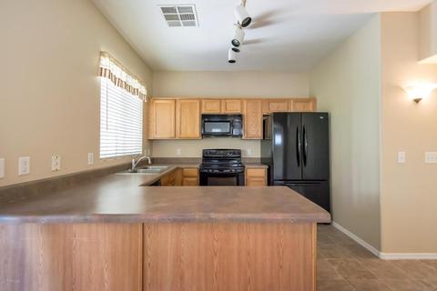 4228 E Gail Dr, Gilbert, AZ 85296 photo 2
