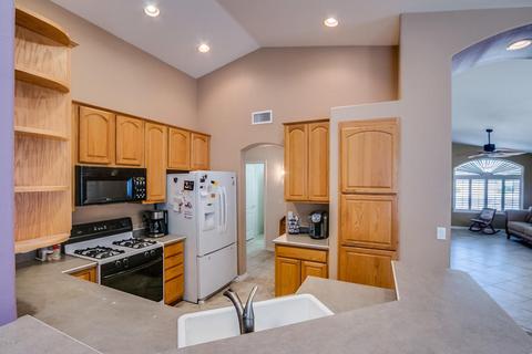 2101 E Sharon Dr, Phoenix, AZ 85022 photo 13