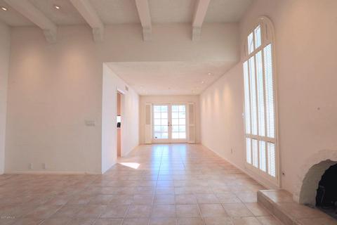 108 Echo Ln, Phoenix, AZ 85020 photo 6