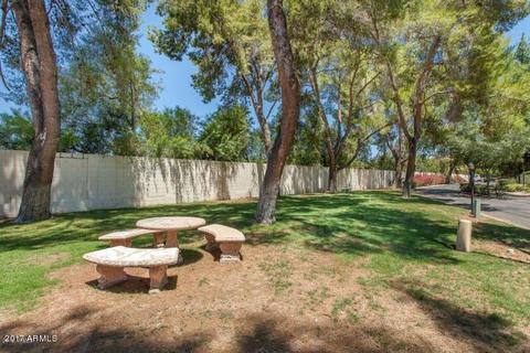 108 Echo Ln, Phoenix, AZ 85020 photo 28