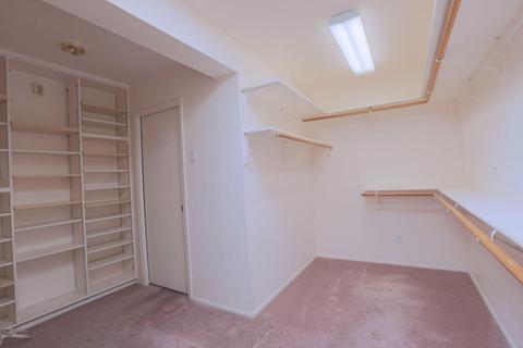 108 Echo Ln, Phoenix, AZ 85020 photo 14
