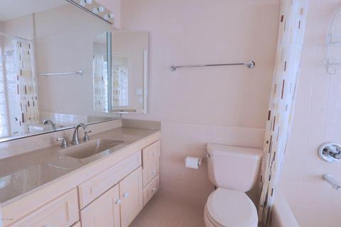 108 Echo Ln, Phoenix, AZ 85020 photo 15