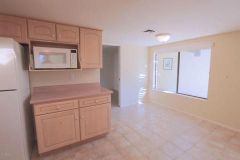 108 Echo Ln, Phoenix, AZ 85020 photo 10