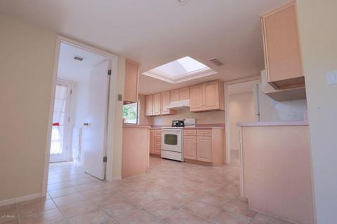 108 Echo Ln, Phoenix, AZ 85020 photo 7