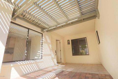 108 Echo Ln, Phoenix, AZ 85020 photo 2