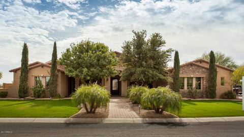 2705 E Kingbird Dr, Gilbert, AZ 85297 photo 1