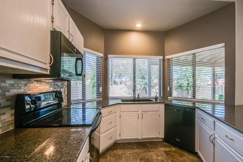1438 E Laurel Ave, Gilbert, AZ 85234 photo 11