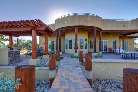 10447 E Hillview St, Mesa, AZ 85207 photo 2