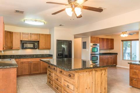 4501 E Mercer Ln, Phoenix, AZ 85028 photo 5