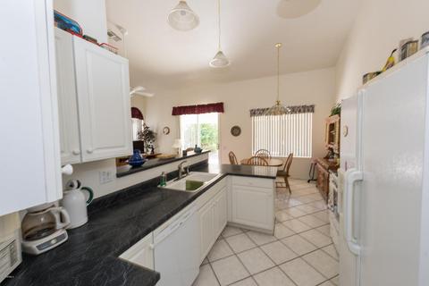 3301 E Rosemonte Dr, Phoenix, AZ 85050 photo 13