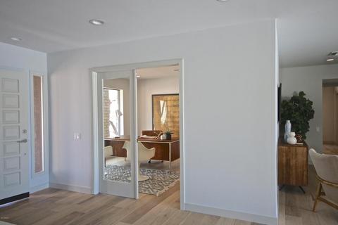 3545 E North Ln, Phoenix, AZ 85028 photo 2