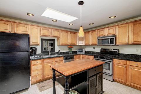 3813 E Gelding Dr, Phoenix, AZ 85032 photo 1