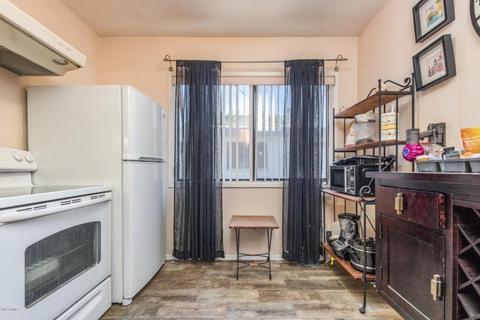 721 E Montebello Ave #215, Phoenix, AZ 85014 photo 9
