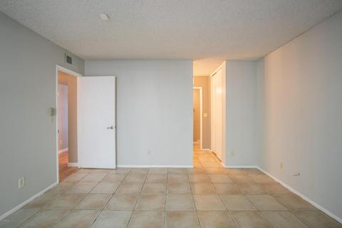 642 E Piping Rock Rd, Phoenix, AZ 85022 photo 9