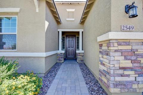 2549 E Tomahawk Ct, Gilbert, AZ 85298 photo 3