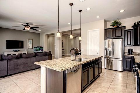 2549 E Tomahawk Ct, Gilbert, AZ 85298 photo 1