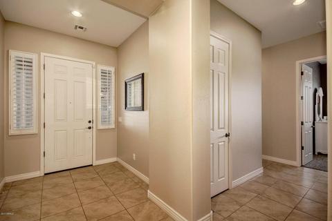 2549 E Tomahawk Ct, Gilbert, AZ 85298 photo 4