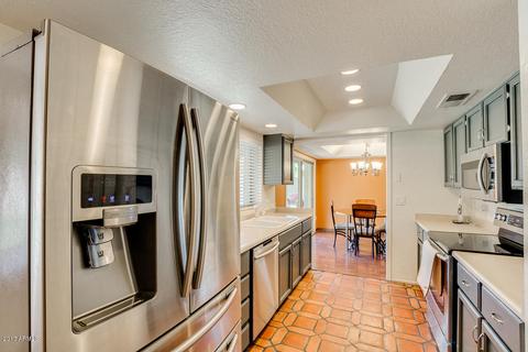 302 E Angela Dr, Phoenix, AZ 85022 photo 8