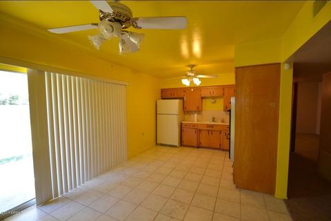 5146 E Verde Ln, Phoenix, AZ 85018 photo 7