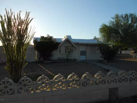 1420 S Warner Dr, Apache Junction, AZ 85120 photo 1