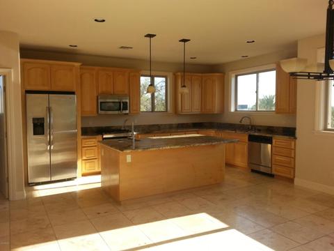 205 E Foothill Dr, Phoenix, AZ 85020 photo 3
