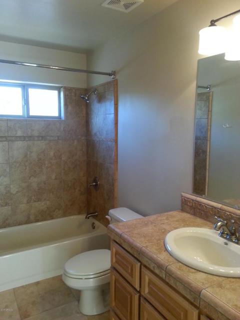 205 E Foothill Dr, Phoenix, AZ 85020 photo 9