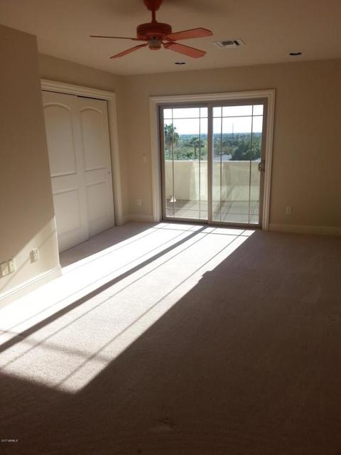 205 E Foothill Dr, Phoenix, AZ 85020 photo 8