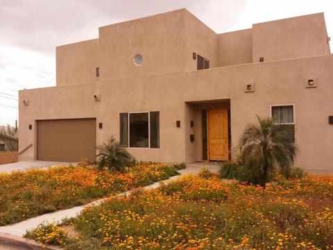 205 E Foothill Dr, Phoenix, AZ 85020 photo 1