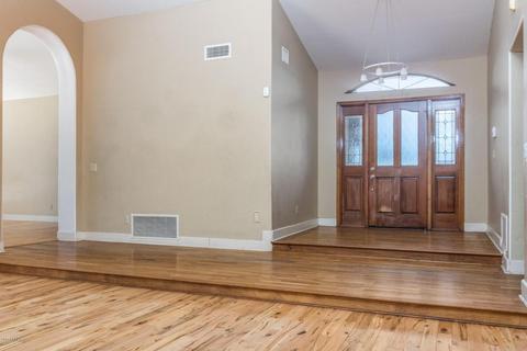 1821 E Waltann Ln, Phoenix, AZ 85022 photo 9