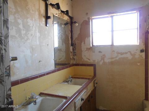 5438 E Thomas Rd, Phoenix, AZ 85018 photo 11