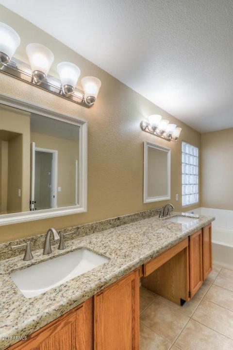 4320 E Thistle Landing Dr, Phoenix, AZ 85044 photo 14