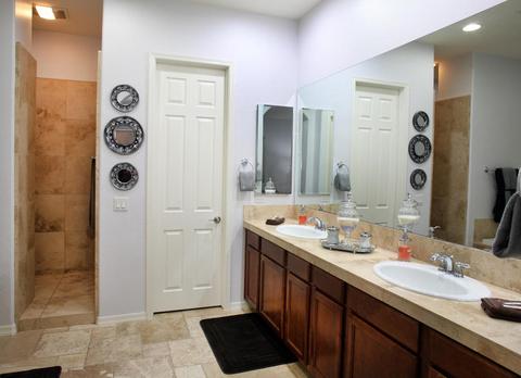 3971 E Herrera Dr, Phoenix, AZ 85050 photo 9