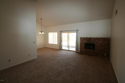 2126 E Winchcomb Dr, Phoenix, AZ 85022 photo 7