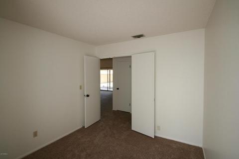 2126 E Winchcomb Dr, Phoenix, AZ 85022 photo 17