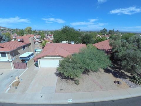 2126 E Winchcomb Dr, Phoenix, AZ 85022 photo 1