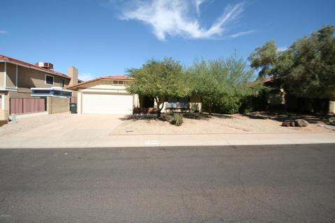 2126 E Winchcomb Dr, Phoenix, AZ 85022 photo 4