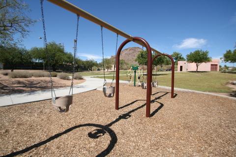2126 E Winchcomb Dr, Phoenix, AZ 85022 photo 27