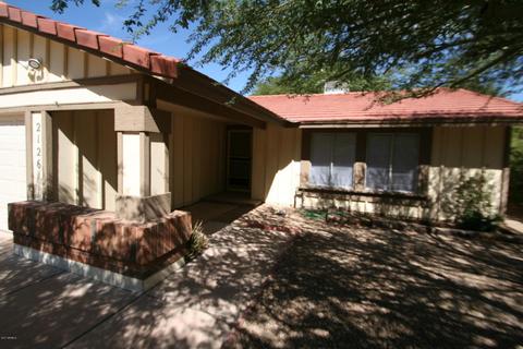 2126 E Winchcomb Dr, Phoenix, AZ 85022 photo 6