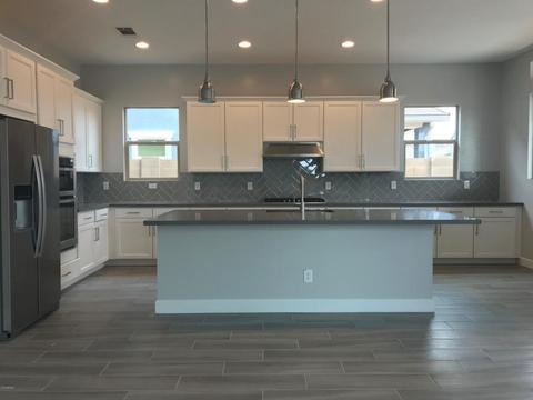 2923 E Arabian Dr, Gilbert, AZ 85296 photo 1