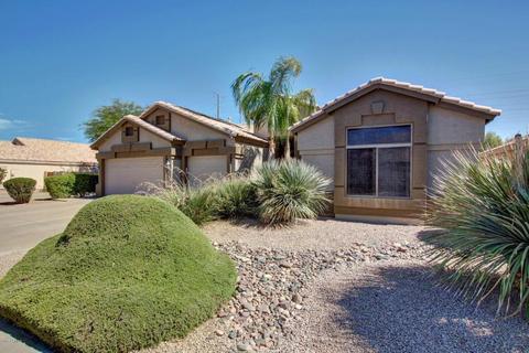 673 S Peppertree Dr, Gilbert, AZ 85296 photo 3