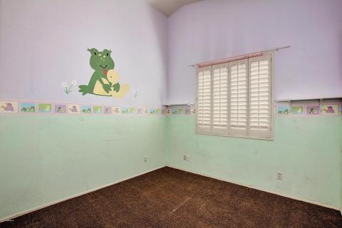 673 S Peppertree Dr, Gilbert, AZ 85296 photo 9