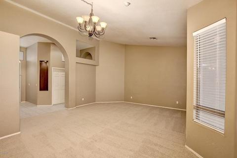 673 S Peppertree Dr, Gilbert, AZ 85296 photo 15