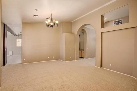 673 S Peppertree Dr, Gilbert, AZ 85296 photo 17