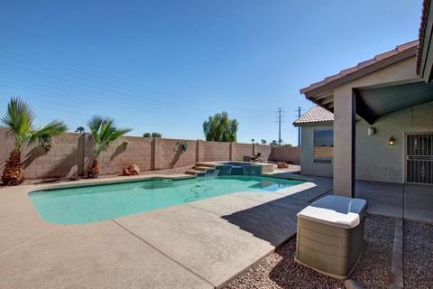 673 S Peppertree Dr, Gilbert, AZ 85296 photo 28