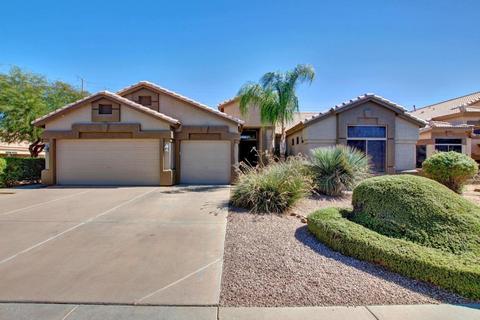 673 S Peppertree Dr, Gilbert, AZ 85296 photo 1